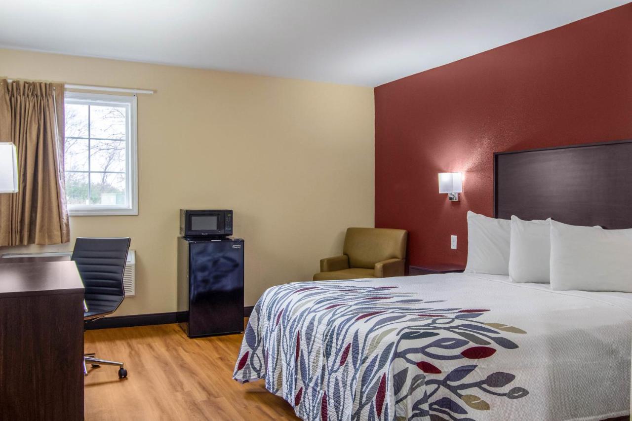 Red Roof Inn Perrysburg Bagian luar foto