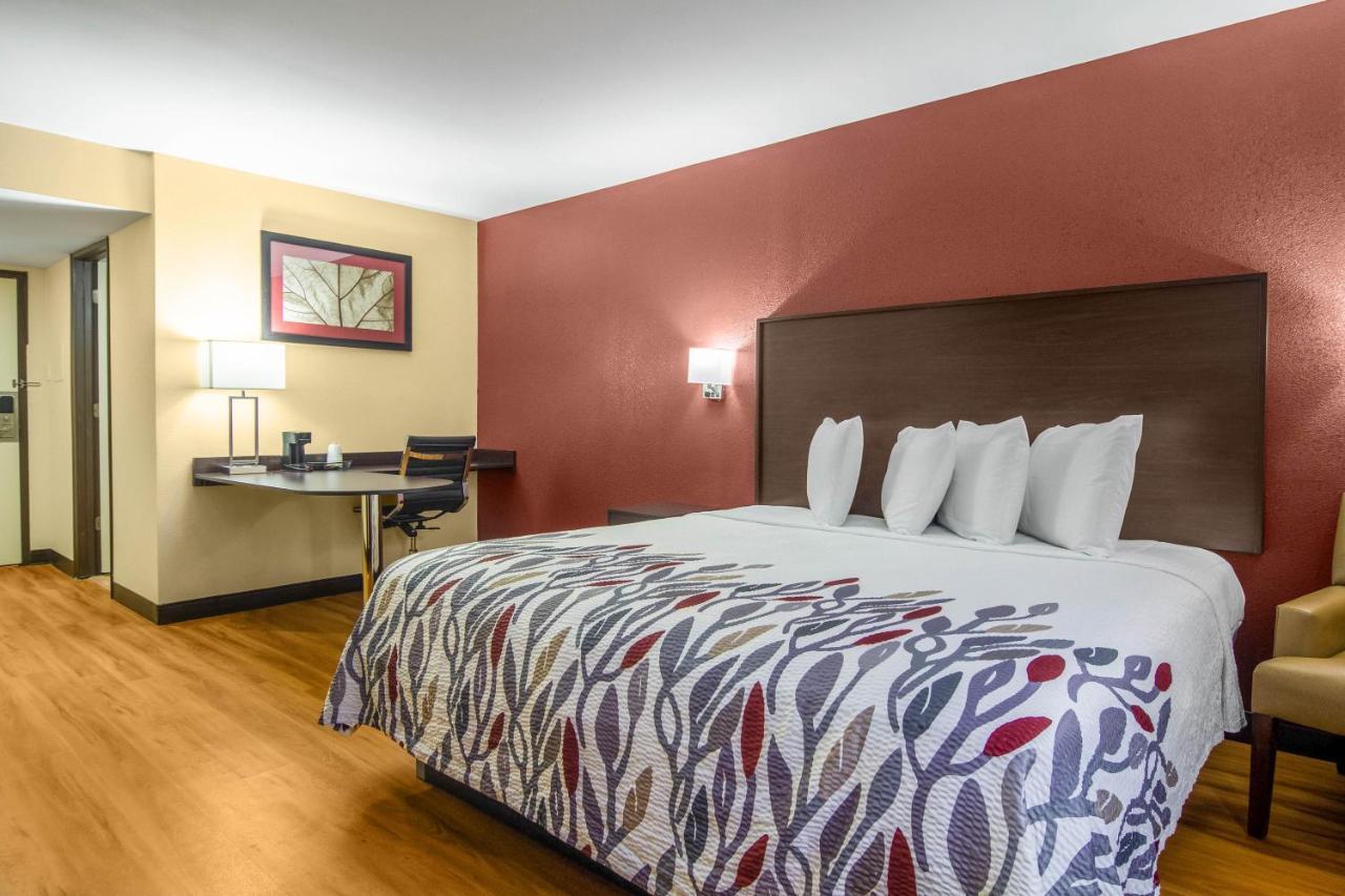 Red Roof Inn Perrysburg Bagian luar foto