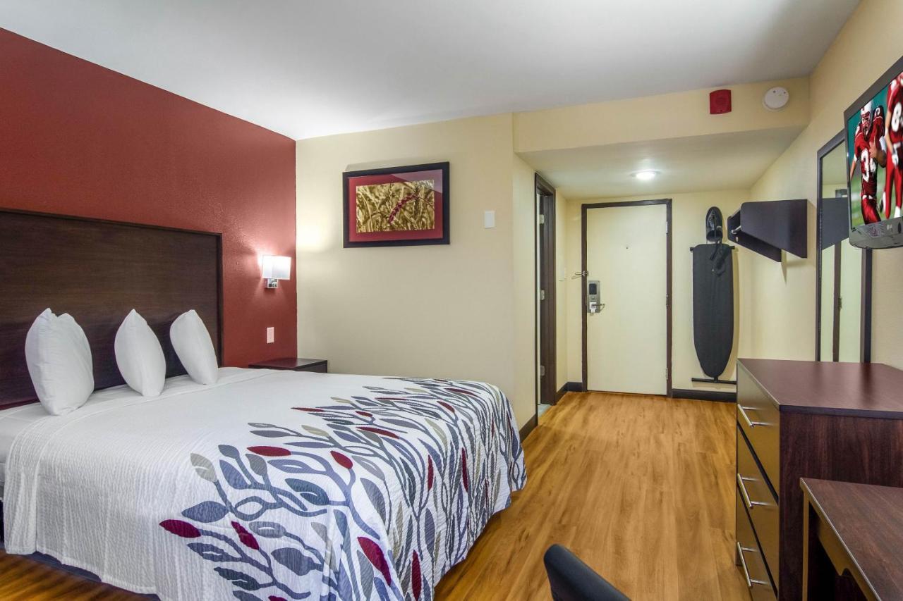 Red Roof Inn Perrysburg Bagian luar foto