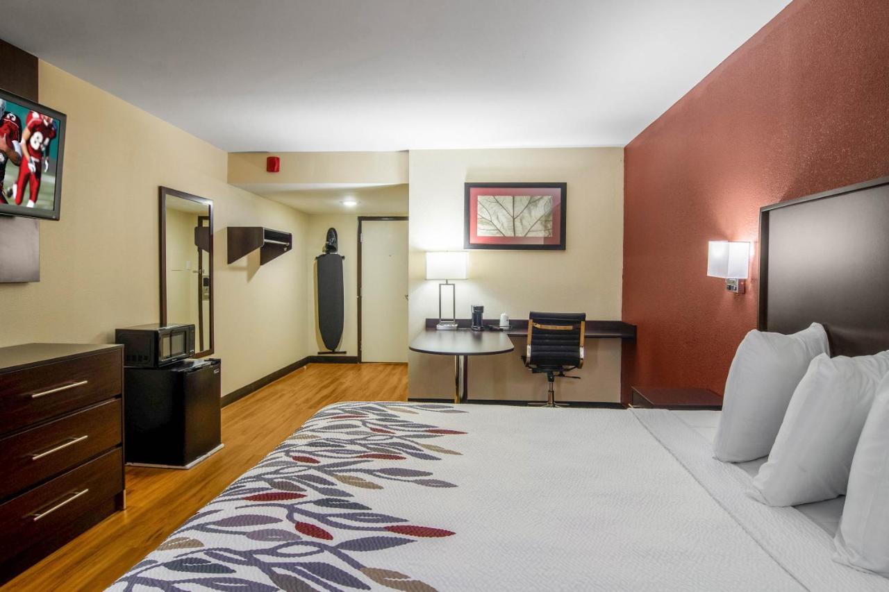 Red Roof Inn Perrysburg Bagian luar foto