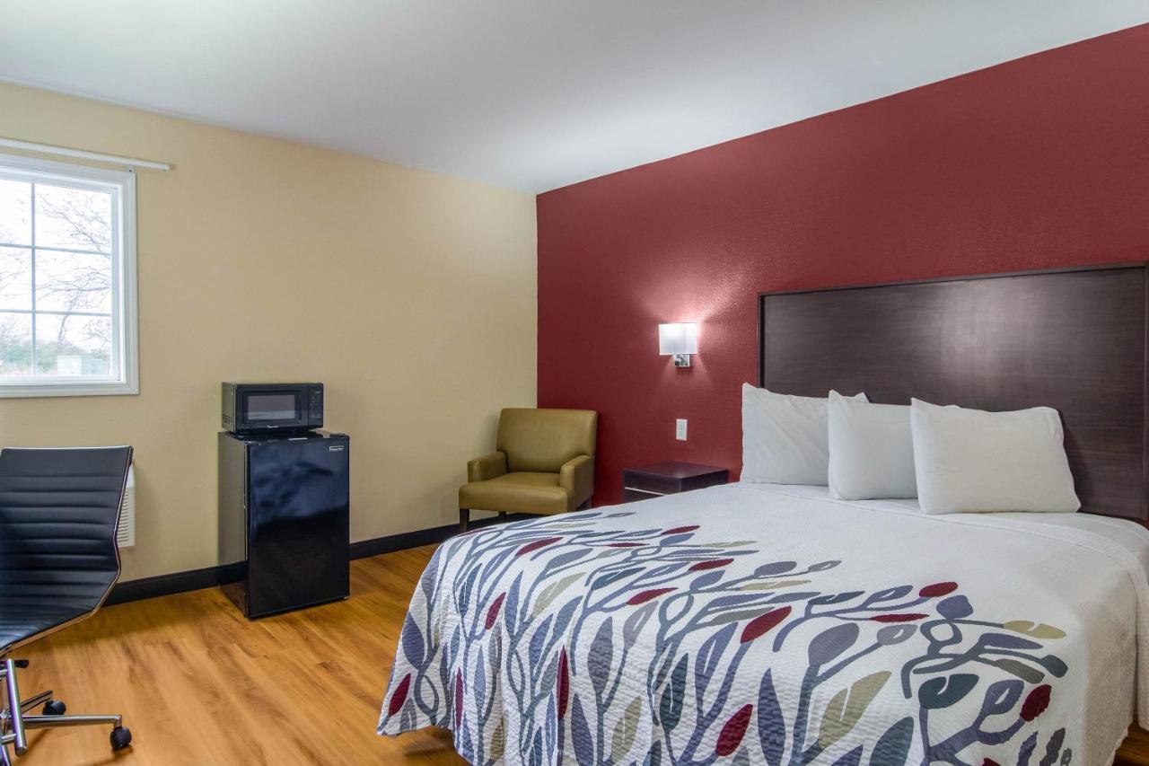 Red Roof Inn Perrysburg Bagian luar foto