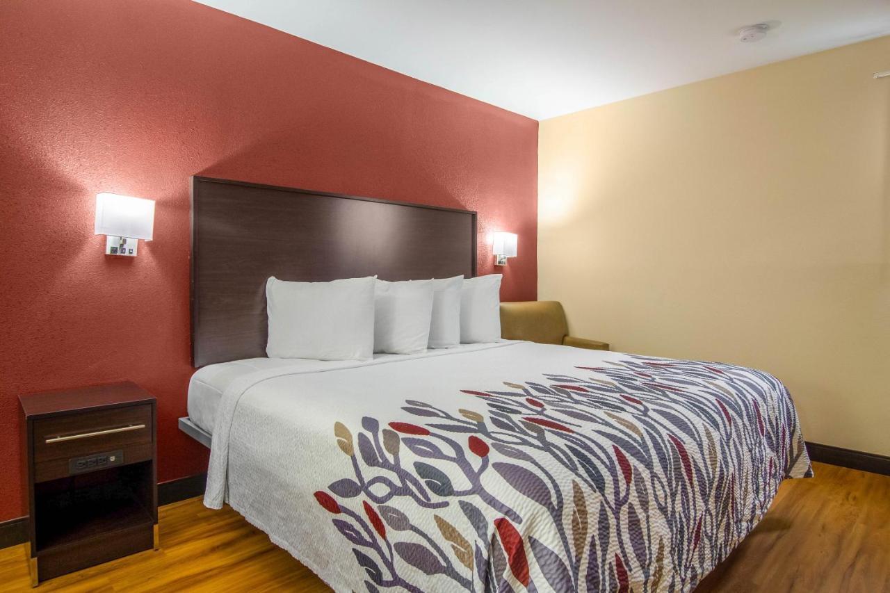 Red Roof Inn Perrysburg Bagian luar foto